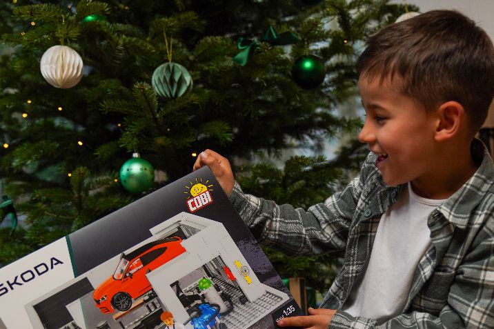 Merry-and-Emerald-Christmas